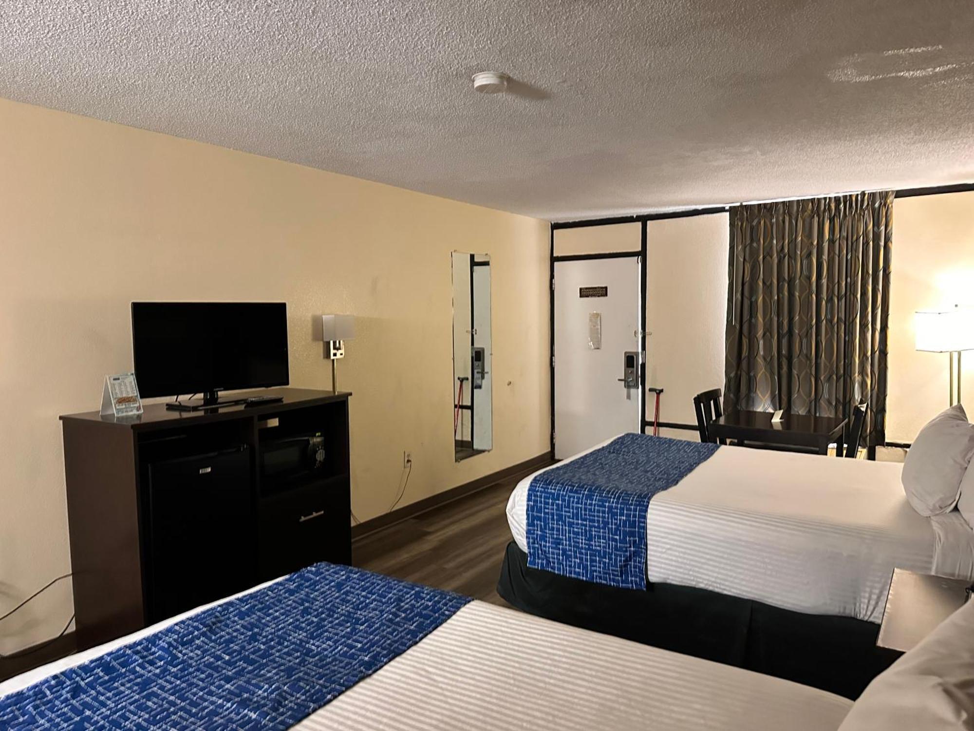 Travelodge By Wyndham Clarksville Exteriér fotografie