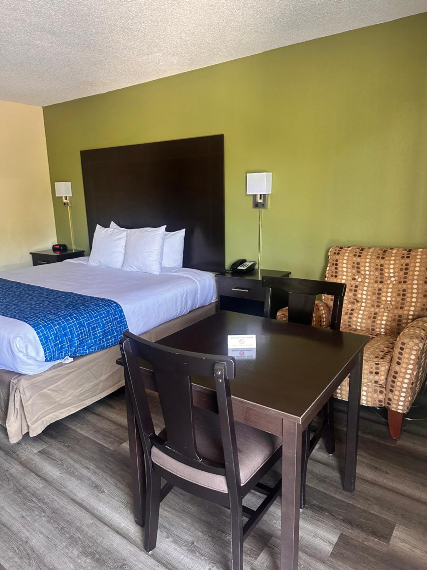 Travelodge By Wyndham Clarksville Exteriér fotografie